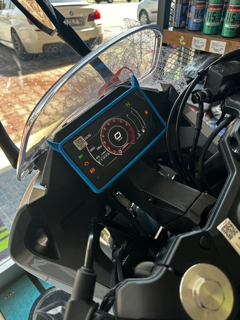 CF Moto SR 250 Kilometre Koruyucu Kılıf Turuncu CF Moto SR 250 Kilometre Koruyucu Kılıf Turuncu