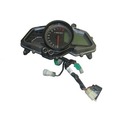 Bajaj Pulsar 200 NS Kilometre Saati (2014-2016) Bajaj Pulsar 200 NS Kilometre Saati (2014-2016)