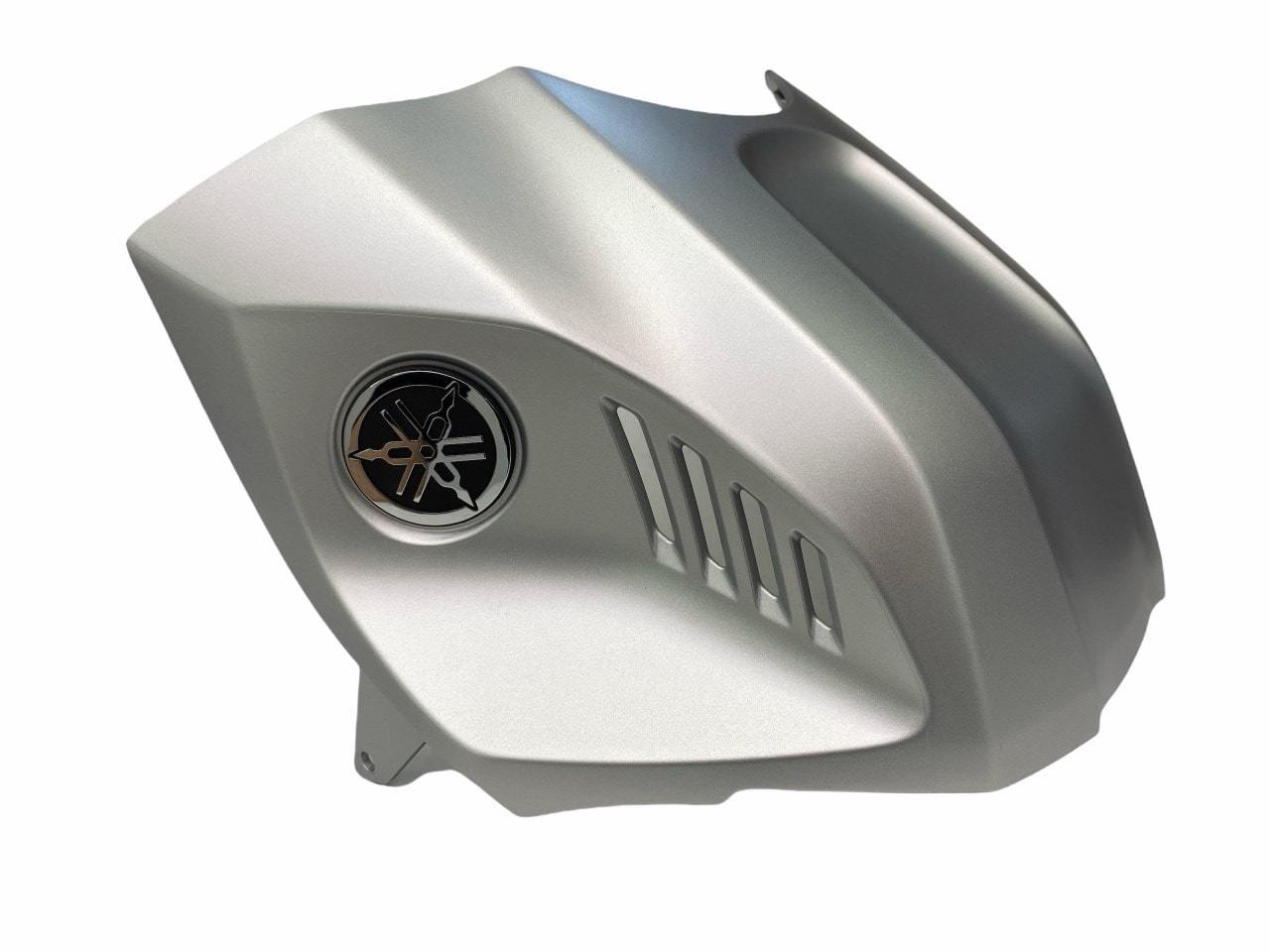 Yamaha R25 2020 Depo Üstü Kapak Ön Gümüş Yamaha R25 2020 Depo Üstü Kapak Ön Gümüş