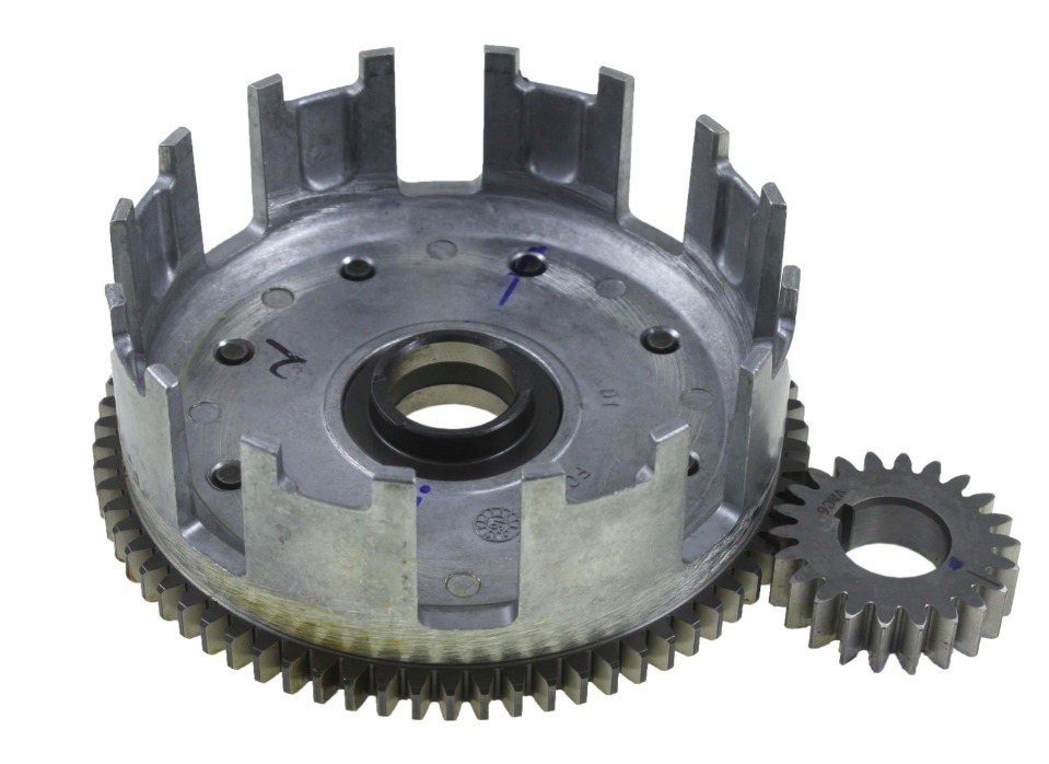 Bajaj Pulsar 200 NS Orjinal Debriyaj Tası ve Dişlisi 22.5 mm. Euro4 Bajaj Pulsar 200 NS Orjinal Debriyaj Tası ve Dişlisi 22.5 mm. Euro4