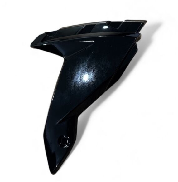 Tvs Apache RTR 200 Sol Ön Çamurluk Grenajı Parlak Siyah Orijinal Tvs Apache RTR 200 Sol Ön Çamurluk Grenajı Parlak Siyah Orijinal