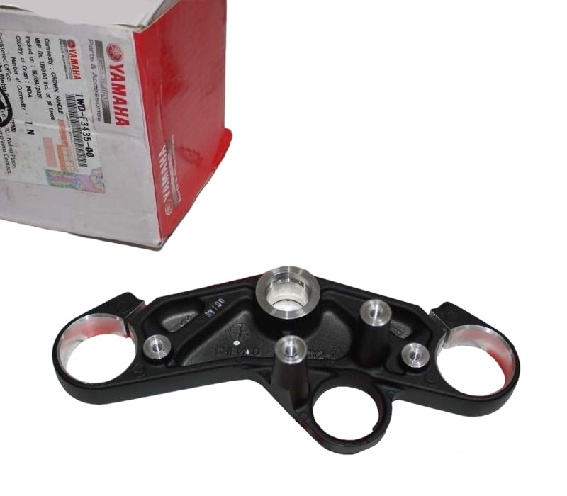 YAMAHA R25 GİDON ÜST TABLA ORJİNAL YAMAHA R25 GİDON ÜST TABLA ORJİNAL